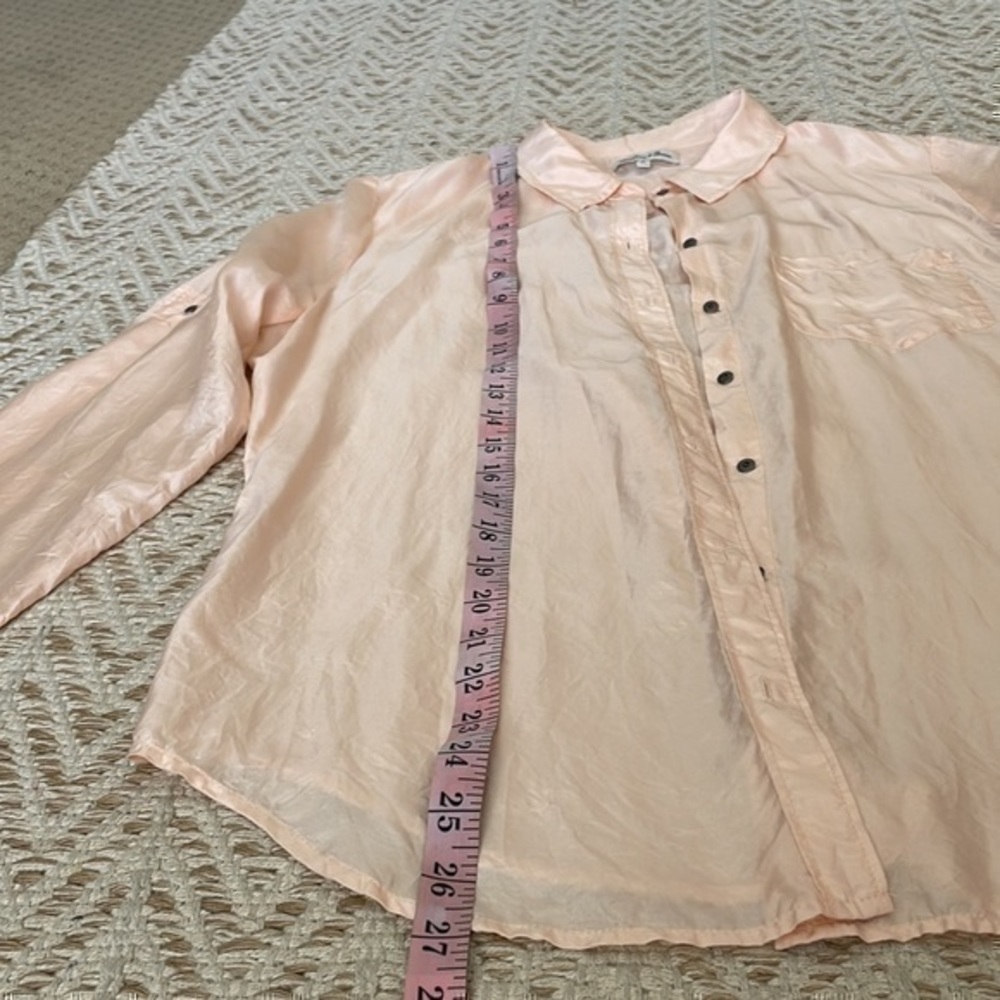 Broadway and broom medium silk peach top - Picture 5 of 8